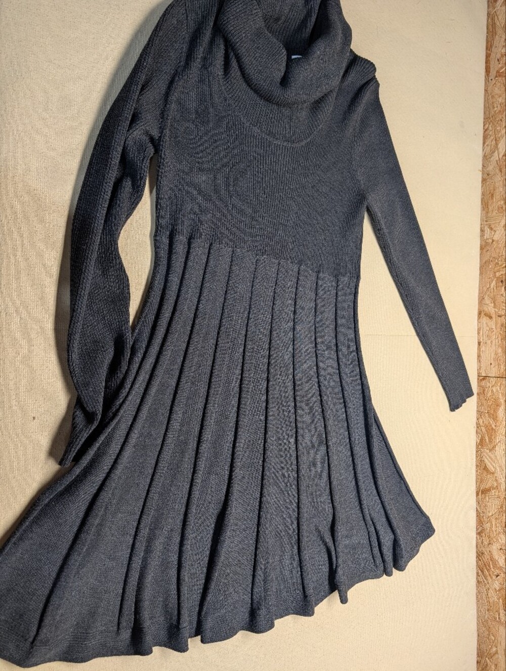 Calvin Klein Women's Dress Size XL Ribbed Knit Sweater - Charcoal Gray